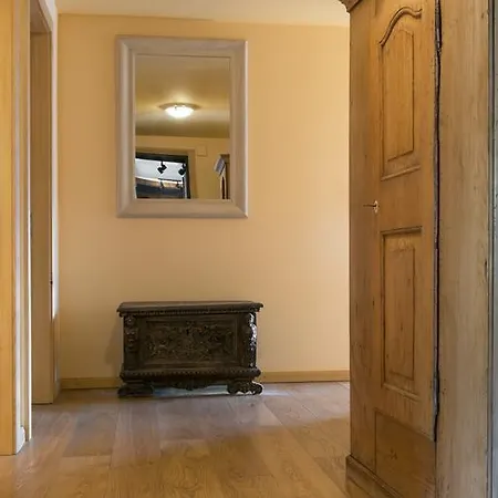 Beaumont Apartment *